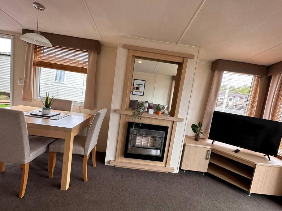 Swift Moselle 2 Bedroom Parkhome - Uddingston, Glasgow المظهر الخارجي الصورة